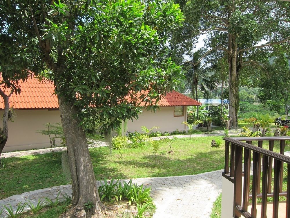 Отель Kalim Hill Patong Экстерьер фото